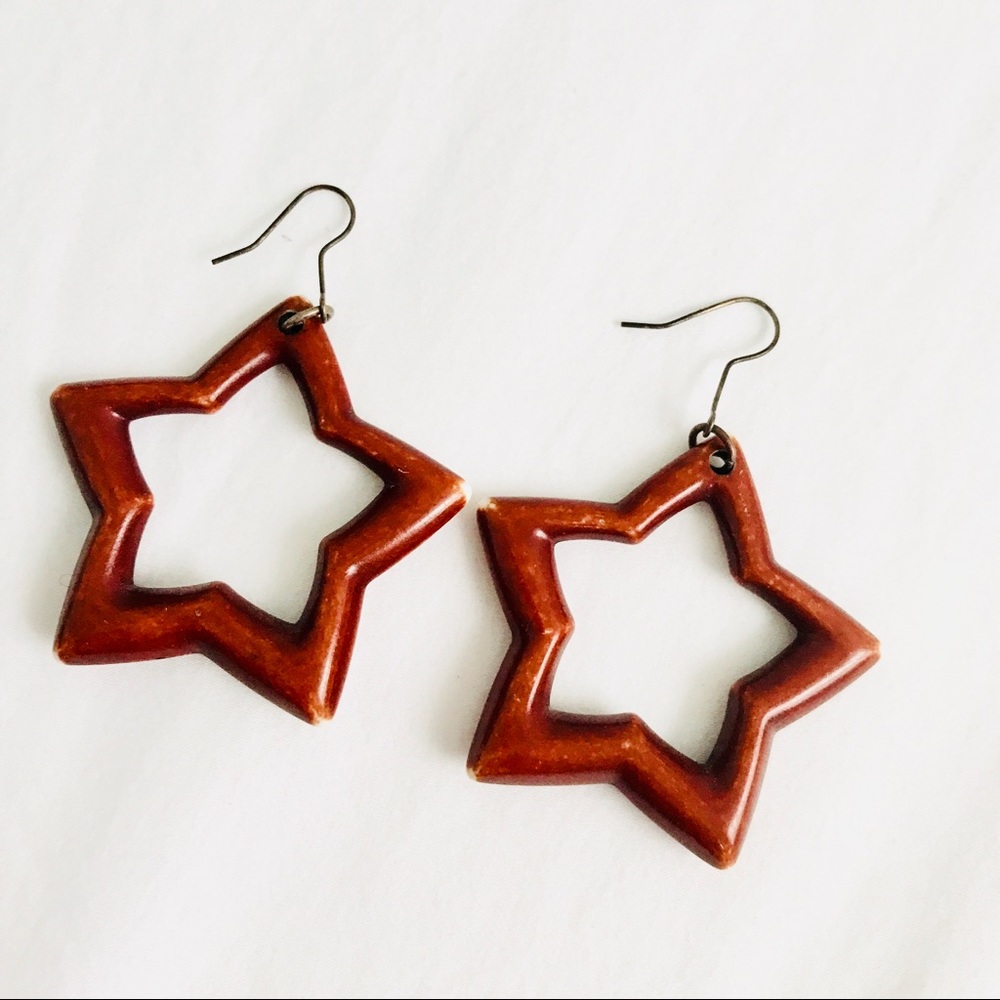 🌟 Wooden Star Fashion Statement Earring